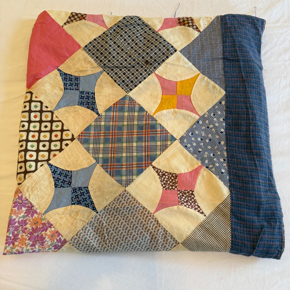 Vintage Handmade Patchwork Quilt Top Bow Tie Diamond Scrap Fabric Multicolor - Picture 8 of 11